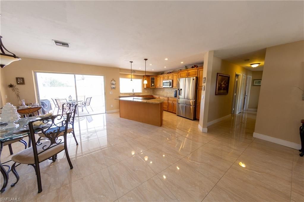 188 Gulfstream St , Marco Island, FL 34145 Photo