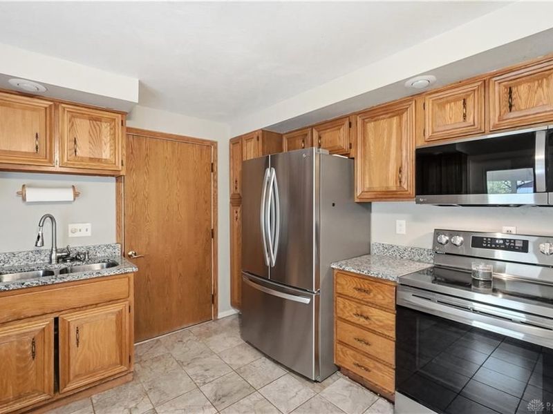 2262 Chapel Drive, Fairborn, OH 45324 Photo 24