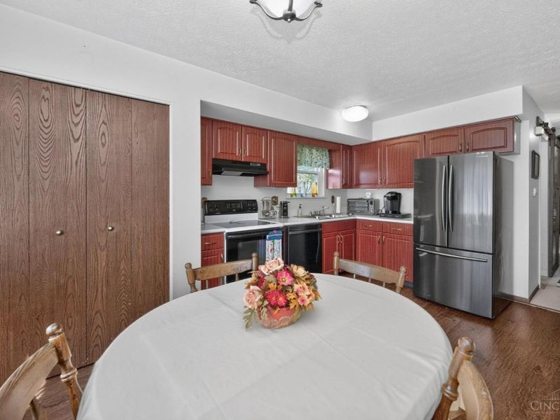 865 Old Orchard Lane, Monroe, OH 45050 Photo 14