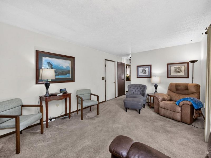865 Old Orchard Lane, Monroe, OH 45050 Photo 19