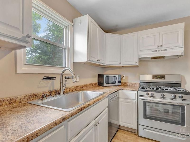 2775 Robertson Avenue, Cincinnati, OH 45209 Photo 12