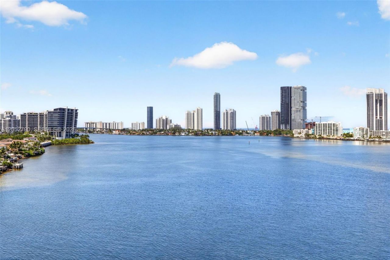 2800 Island Bl , Unit 904, Aventura, FL 33160 Photo