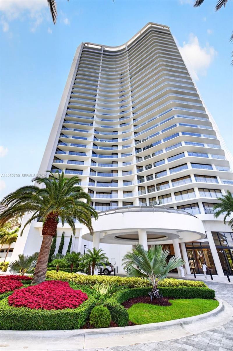 2800 Island Bl , Unit 904, Aventura, FL 33160 Photo