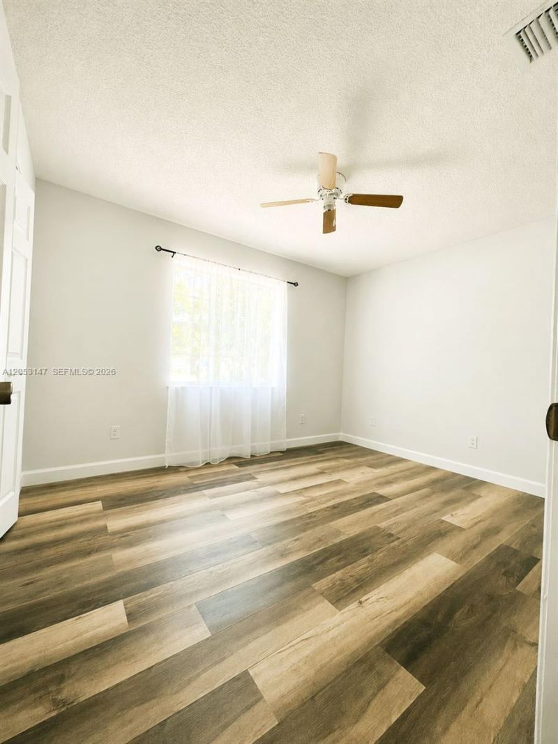 96 SE Norfolk Blvd , Stuart, FL 34997 Photo