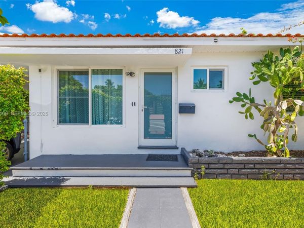 821 84th St , Miami Beach, FL 33141