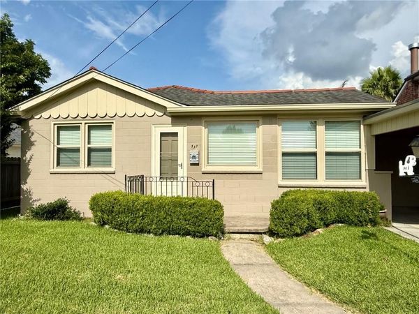 537 E WILLIAM DAVID PKWY Parkway , Metairie, LA 70005