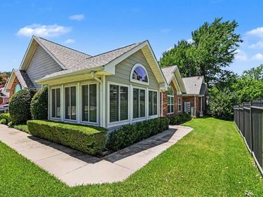 6172 Haley Lane, Fort Worth, TX 76132