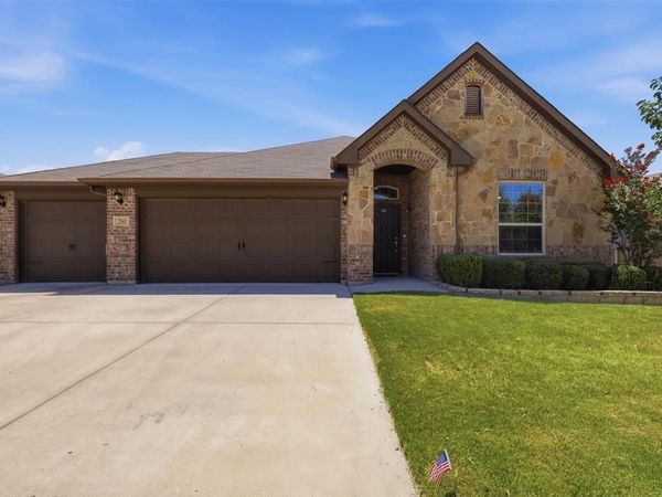 2541 Weatherford Heights Drive, Weatherford, TX 76087