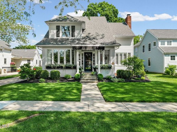 209 W 2nd Street, Perrysburg, OH 43551