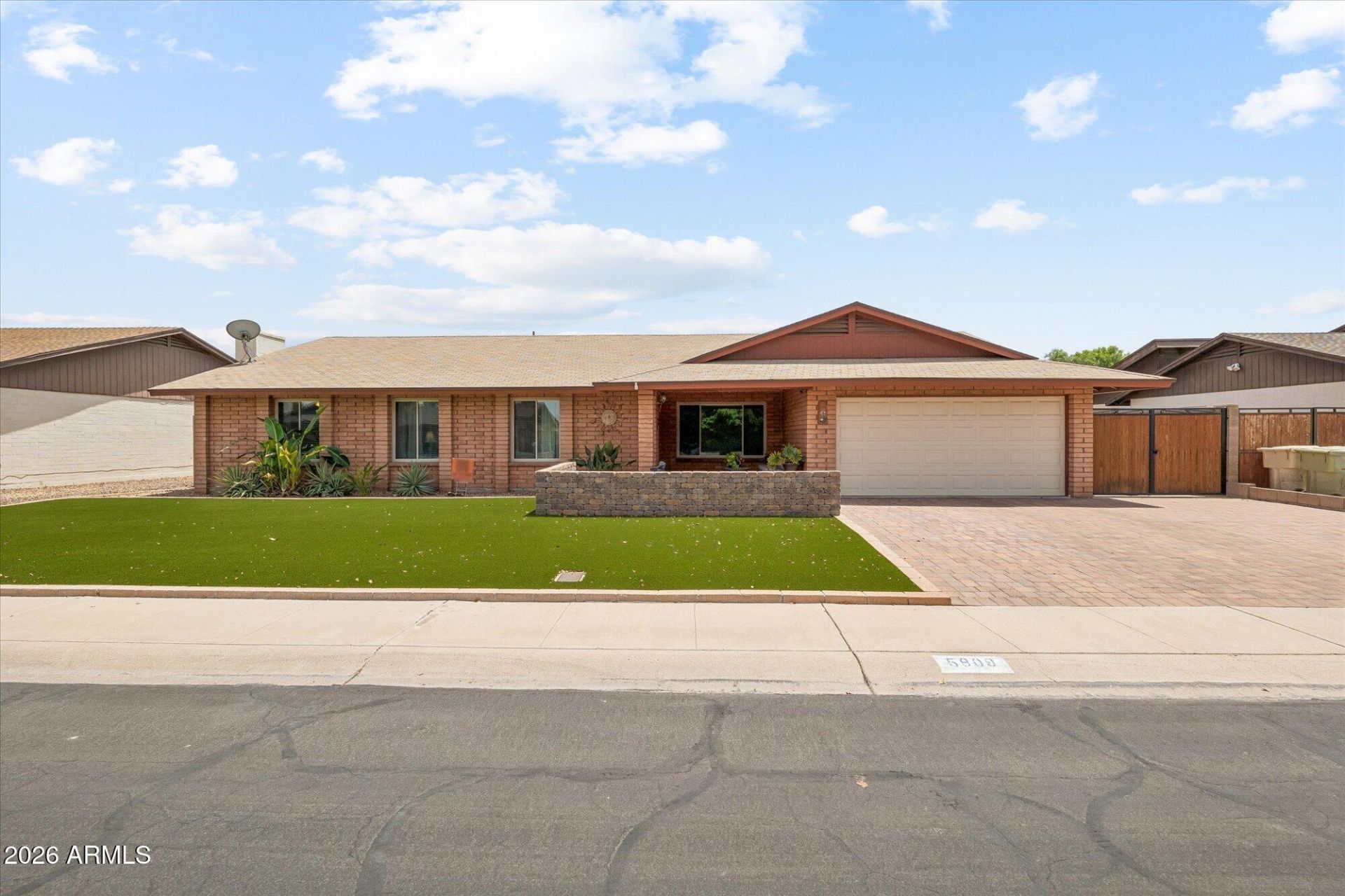 5809 W Purdue Avenue, Glendale, AZ 85302 Main Photo