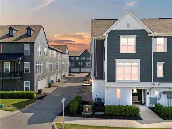 3106 Tulane Way , Bridgeville, PA 15017