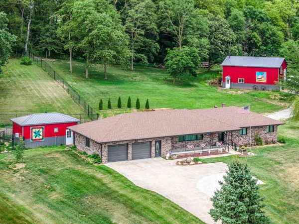 2411 U.S. 30, MISSOURI VALLEY, IA 51555