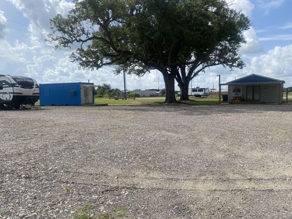 5103 Highway 90 W, Vinton, LA 70668