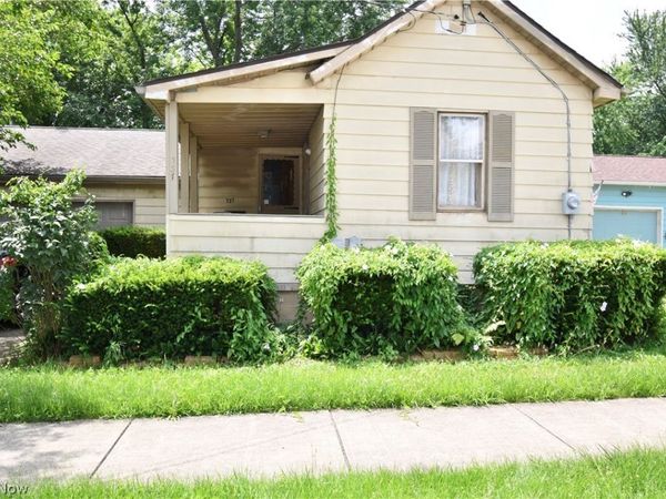 737 Porter Avenue , Campbell, OH 44405