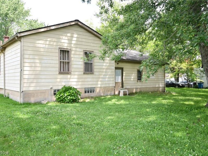 737 Porter Avenue, Campbell, OH 44405 Photo 23