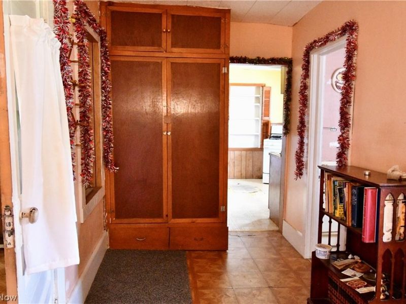 737 Porter Avenue, Campbell, OH 44405 Photo 5