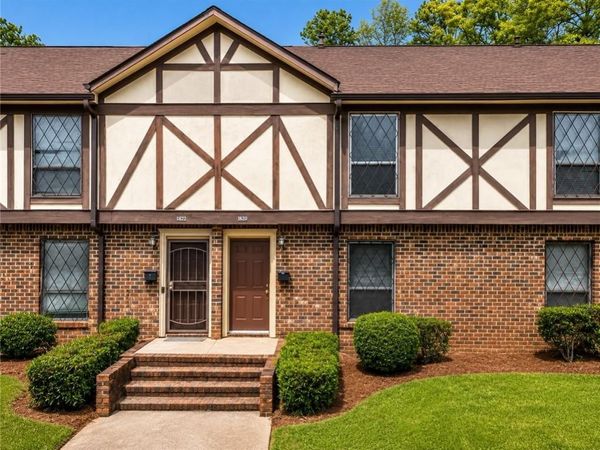 3275 Abbeywood Drive , Decatur, GA 30034