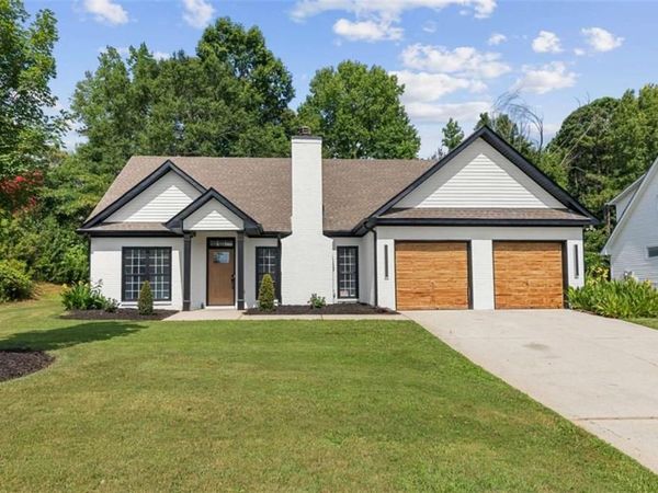 11203 Knotty Pine, Hampton, GA 30238