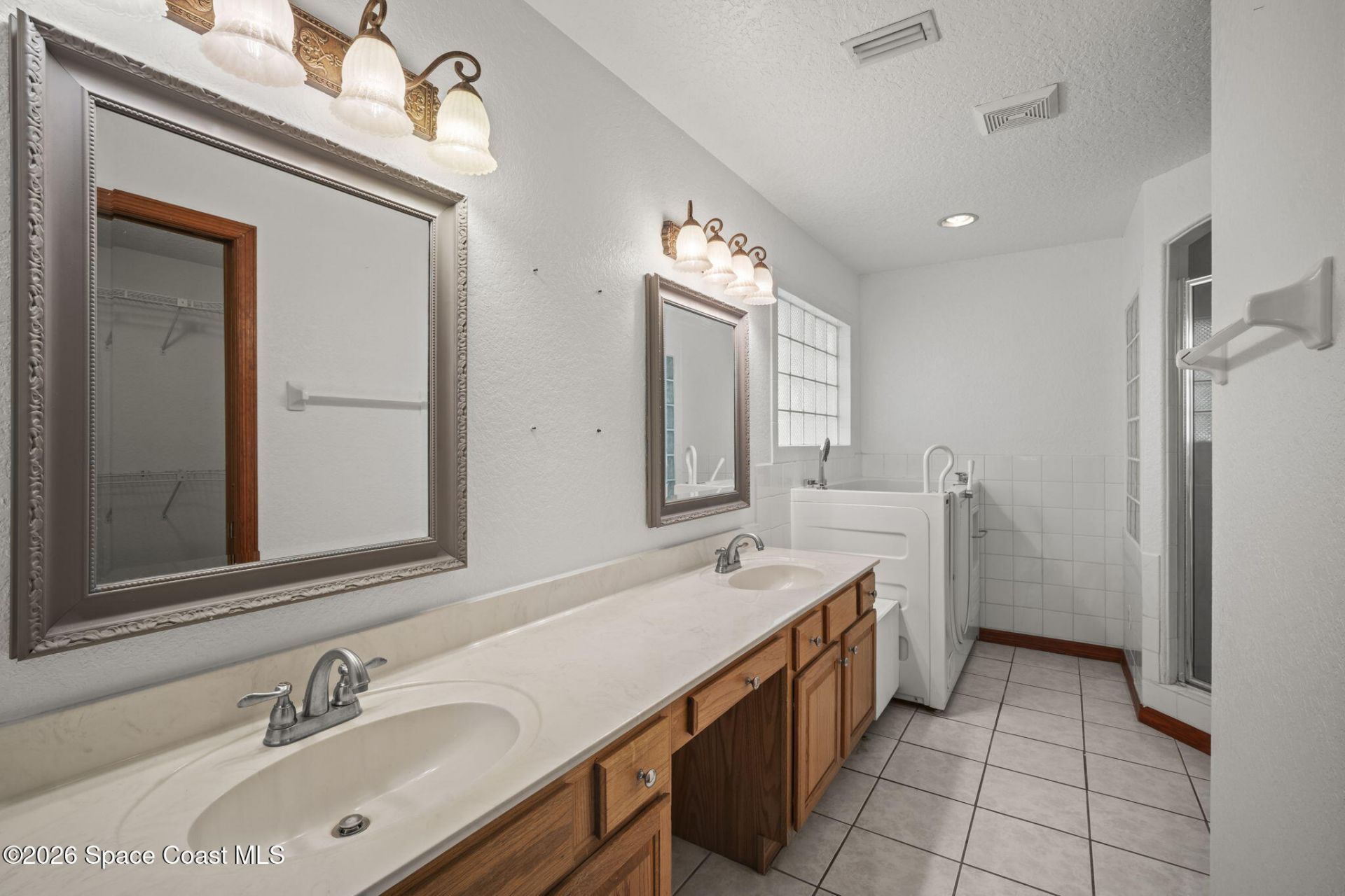 4618 N Friday Circle , Cocoa, FL 32926 Photo