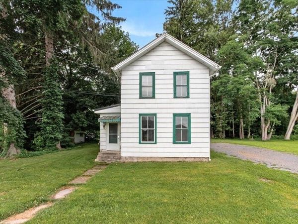 20 S Wayne Street, Phelps, NY 14532