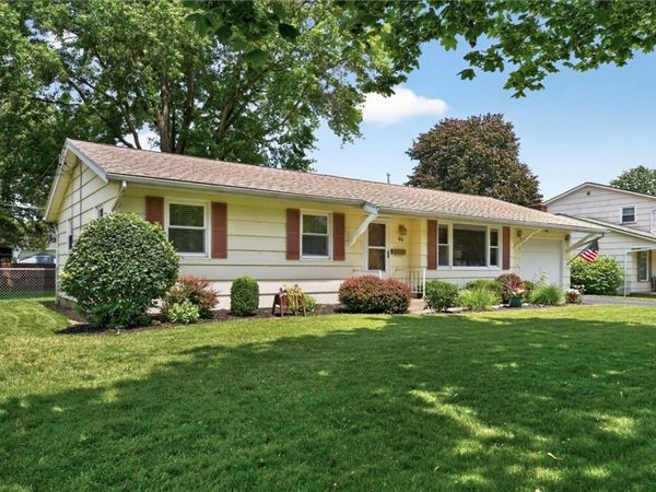 46 Mountain Ash Drive, Rochester, NY 14615