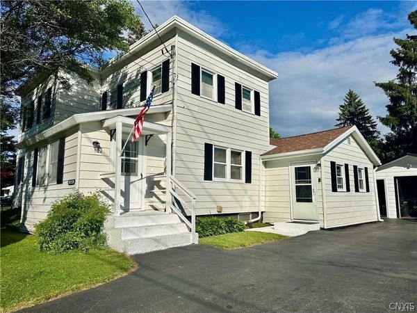 6368 Lakeshore Road, Cicero, NY 13039
