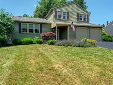 4205 Halfmoon Circle, Liverpool, NY 13090