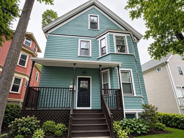 47 Weld Hill St, Unit 2, Boston, MA 02130