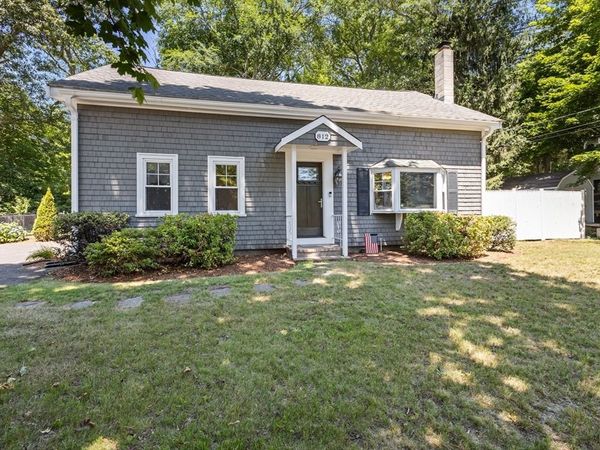 812 Plymouth St, Middleboro, MA 02346