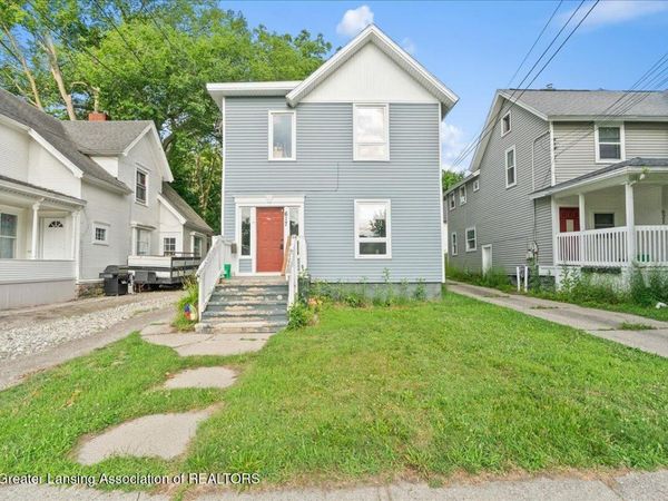 617 N Walnut Street, Lansing, MI 48933