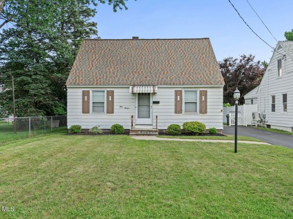 3014 Granville Avenue, Schenectady, NY 12306