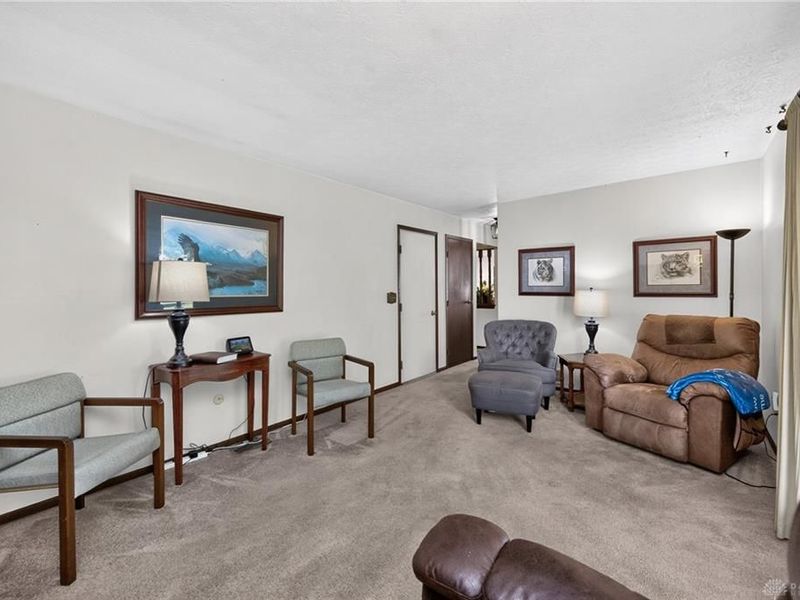 865 Old Orchard Lane, Monroe, OH 45050 Photo 21