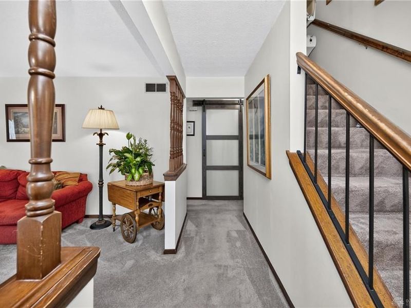 865 Old Orchard Lane, Monroe, OH 45050 Photo 6