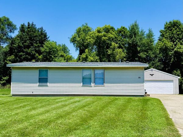 75 E Baldwin Avenue E, Battle Creek, MI 49037