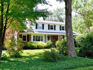 134 Forestwood Drive, Northfield Center, OH 44067