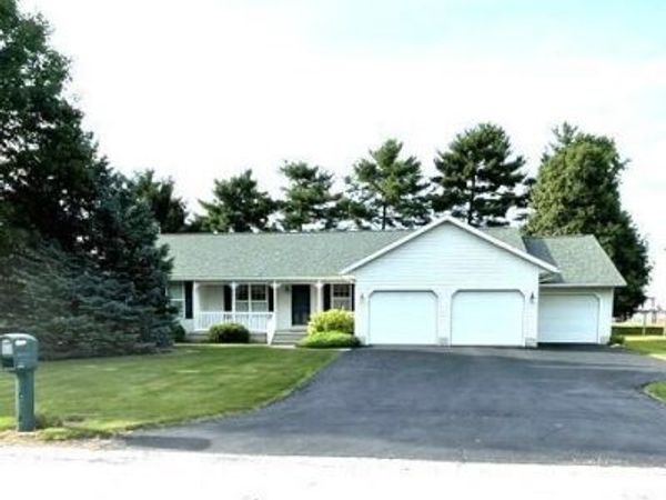 530 Sunset Drive , Upper Sandusky, OH 43351