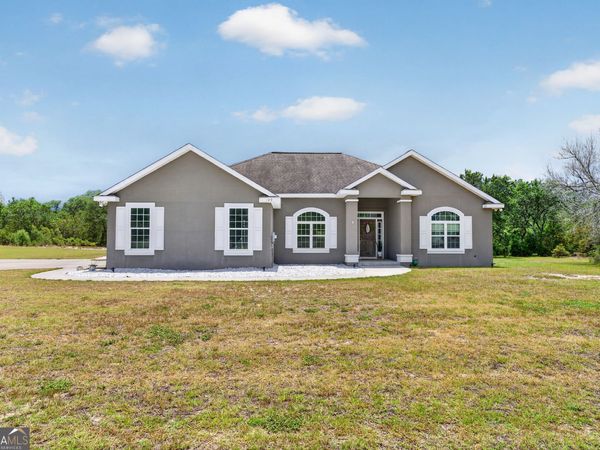 109 Plantation Pines Drive, Blackshear, GA 31516