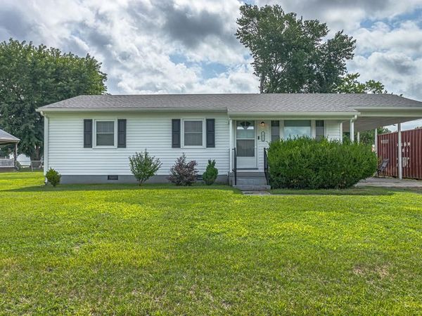 1012 Marsh Street, TAPPAHANNOCK, VA 22482