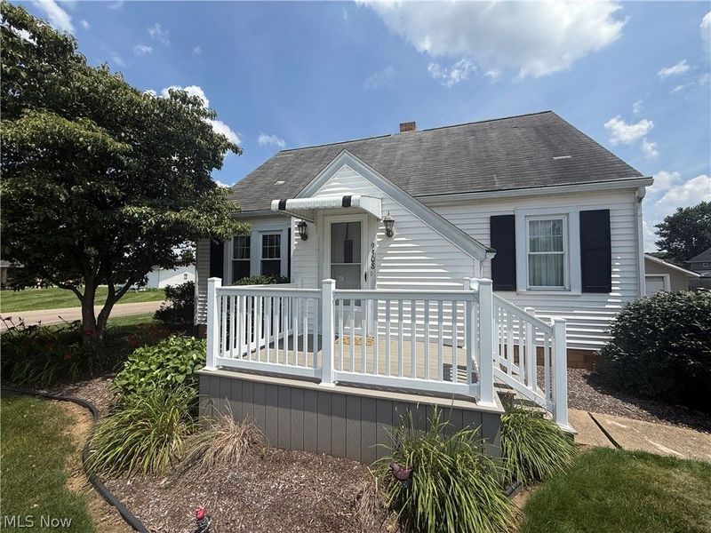 9308 Maple Avenue SE, East Sparta, OH 44626 Photo 2