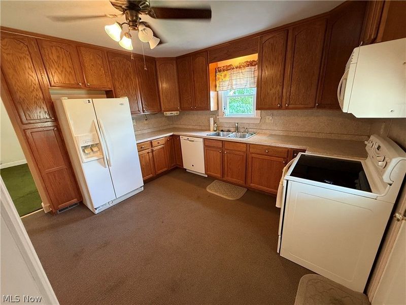 9308 Maple Avenue SE, East Sparta, OH 44626 Photo 8