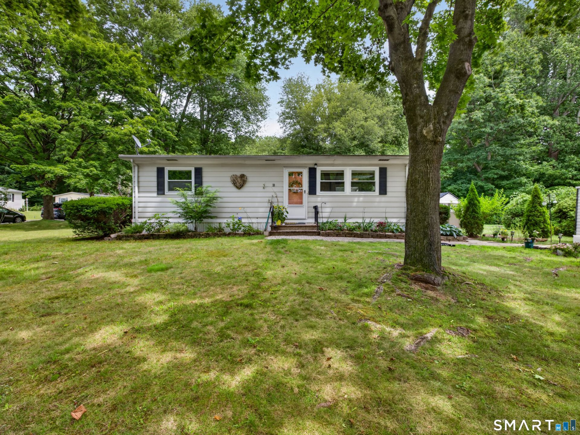 18 Old Forge, Westbrook, CT 06498 Main Photo
