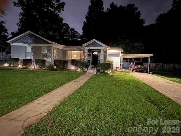 1323 Carolyn Drive , Charlotte, NC 28205