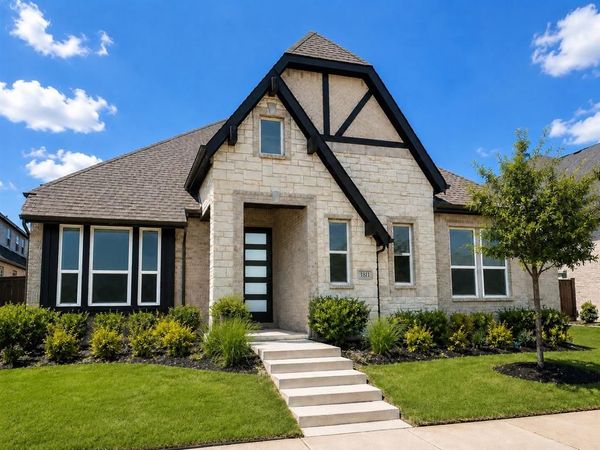 1811 Lande Street, Farmers Branch, TX 75234