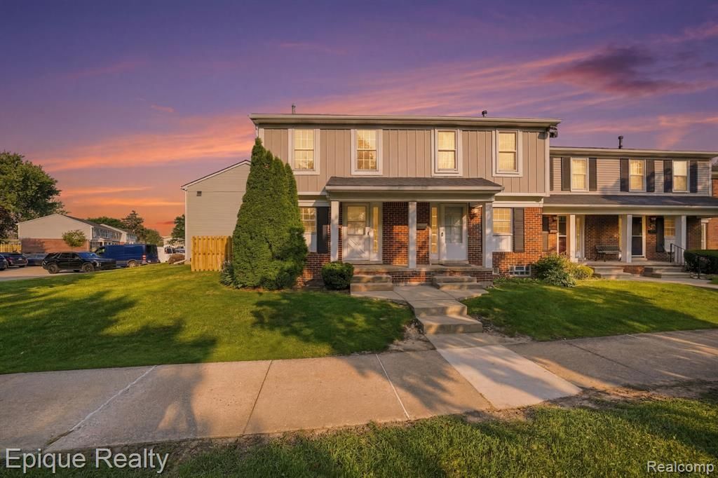 36412 Park Place Drive, Sterling Heights, MI 48310 Main Photo