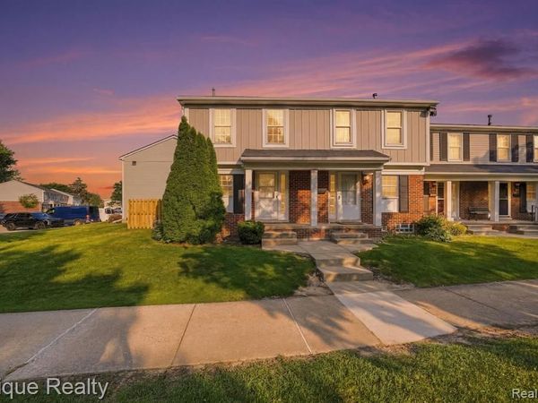 36412 Park Place Drive , Sterling Heights, MI 48310