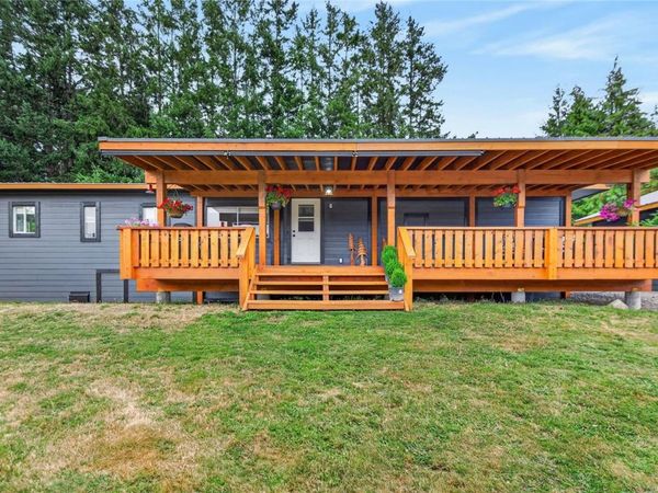 5975 Island Hwy N, Merville, BC V9J 1T4