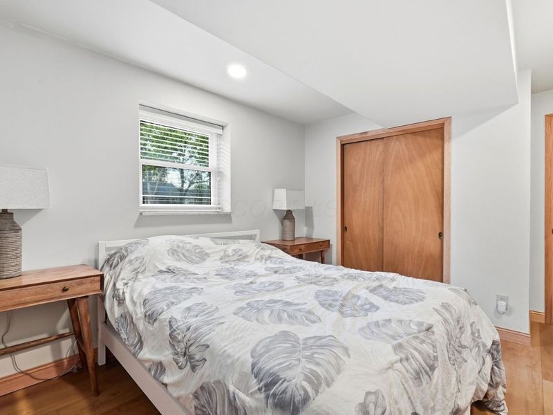 1381 Zollinger Road, Columbus, OH 43221 Photo 42