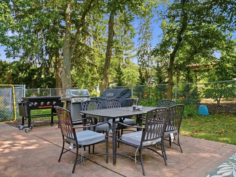 1381 Zollinger Road, Columbus, OH 43221 Photo 51