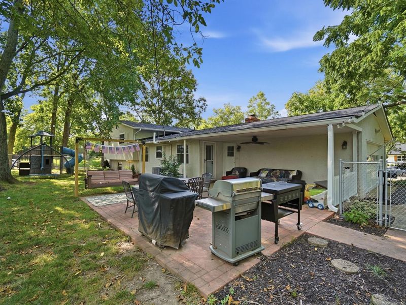 1381 Zollinger Road, Columbus, OH 43221 Photo 52
