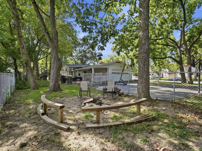 1381 Zollinger Road, Columbus, OH 43221 Photo 54